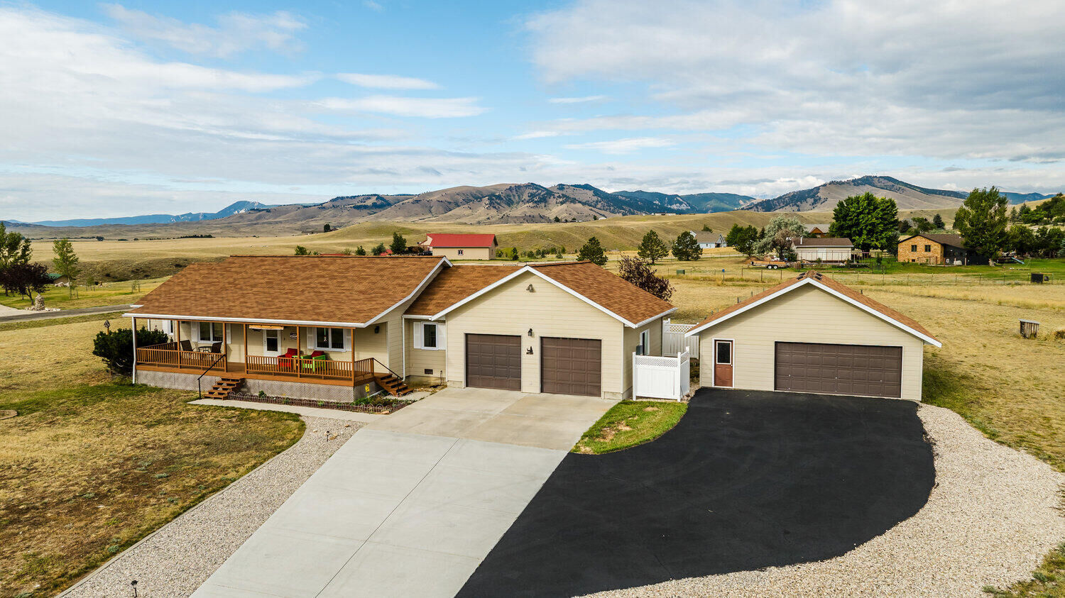 Property Photo: 63 Langdon Road WY 82834