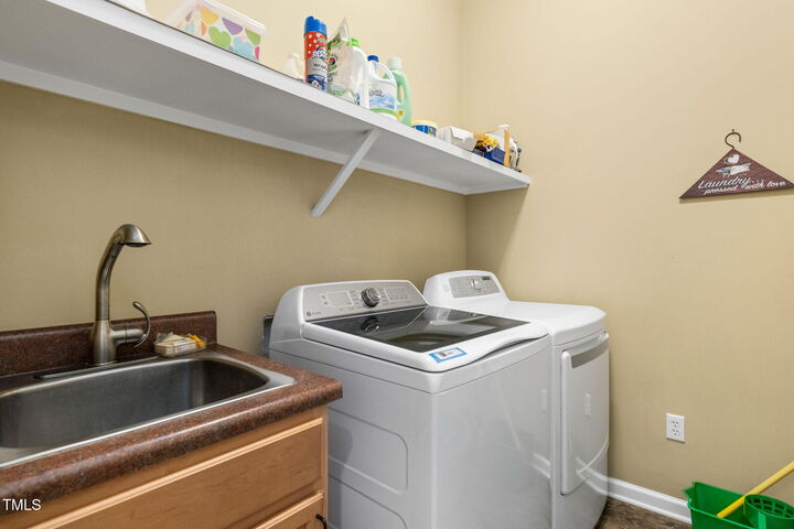 Property Photo:  207 Apple Street  VA 23917 