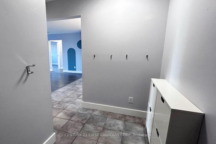 Property Photo: 1096 Jalna Boulevard 119 ON N6E 3B8