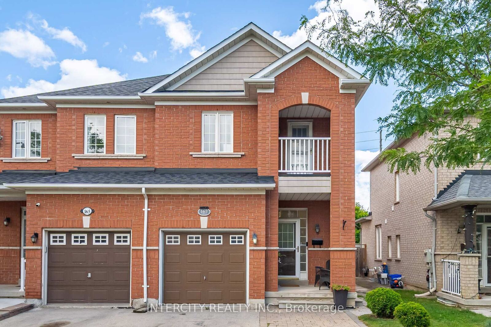 Property Photo: 167 Terra Road ON L4L 3J4