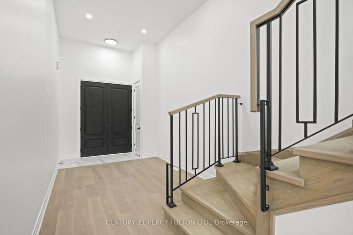 Photo de la propriété: 6618 Harmony Hill ON L5W 1S5