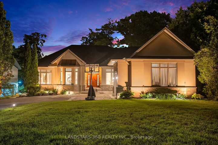 58 Lakeview Avenue  Whitchurch-Stouffville ON L0H 1G0 photo