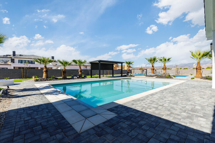 Property Photo:  2726 S 240 W  UT 84780