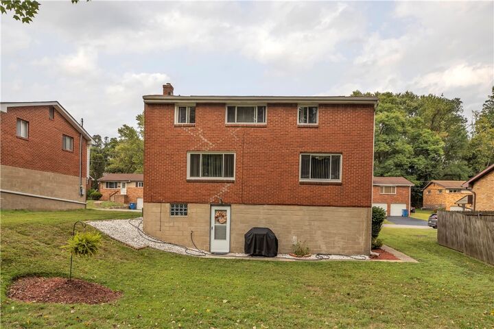 Property Photo:  111 Yosemite Dr  PA 15235 