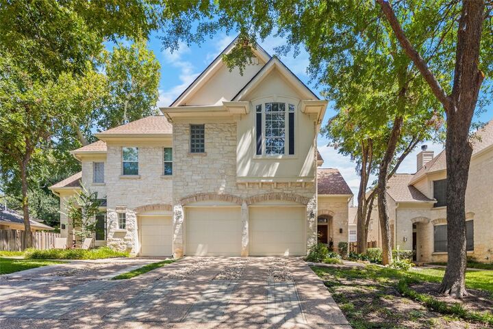 Property Photo:  3805 Tonkawa Trail A2  TX 78756 