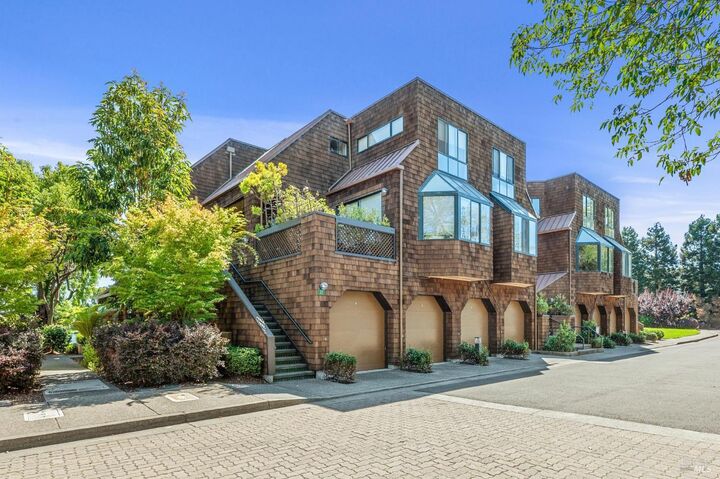 Property Photo:  24 Lagoon Vista  CA 94920 