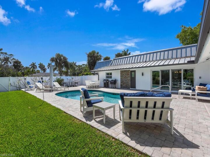 Property Photo: 6923 Old Whiskey Creek Dr FL 33919