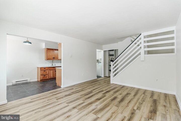 Property Photo: 2539 Jenkintown Road 103 PA 19038