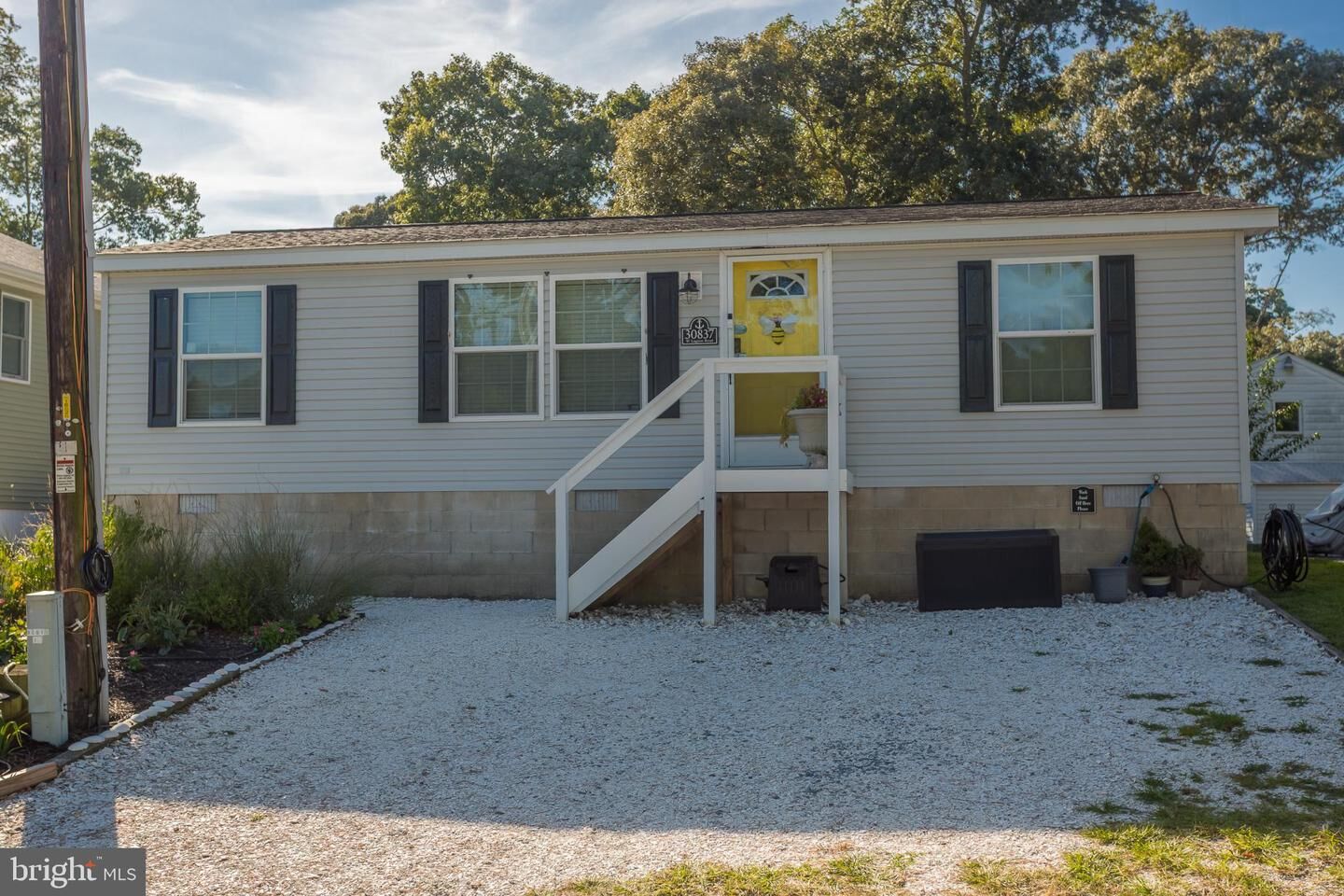 Property Photo: 30837 W Lagoon Road DE 19939