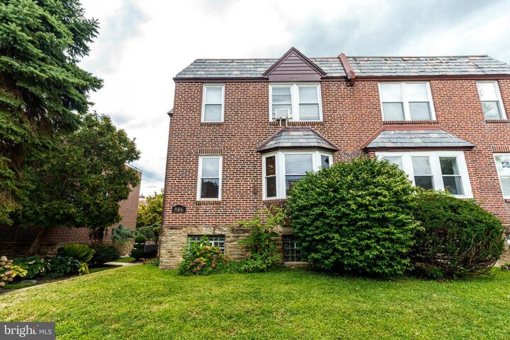 Property Photo: 906 E Sharpnack Street 2 PA 19150