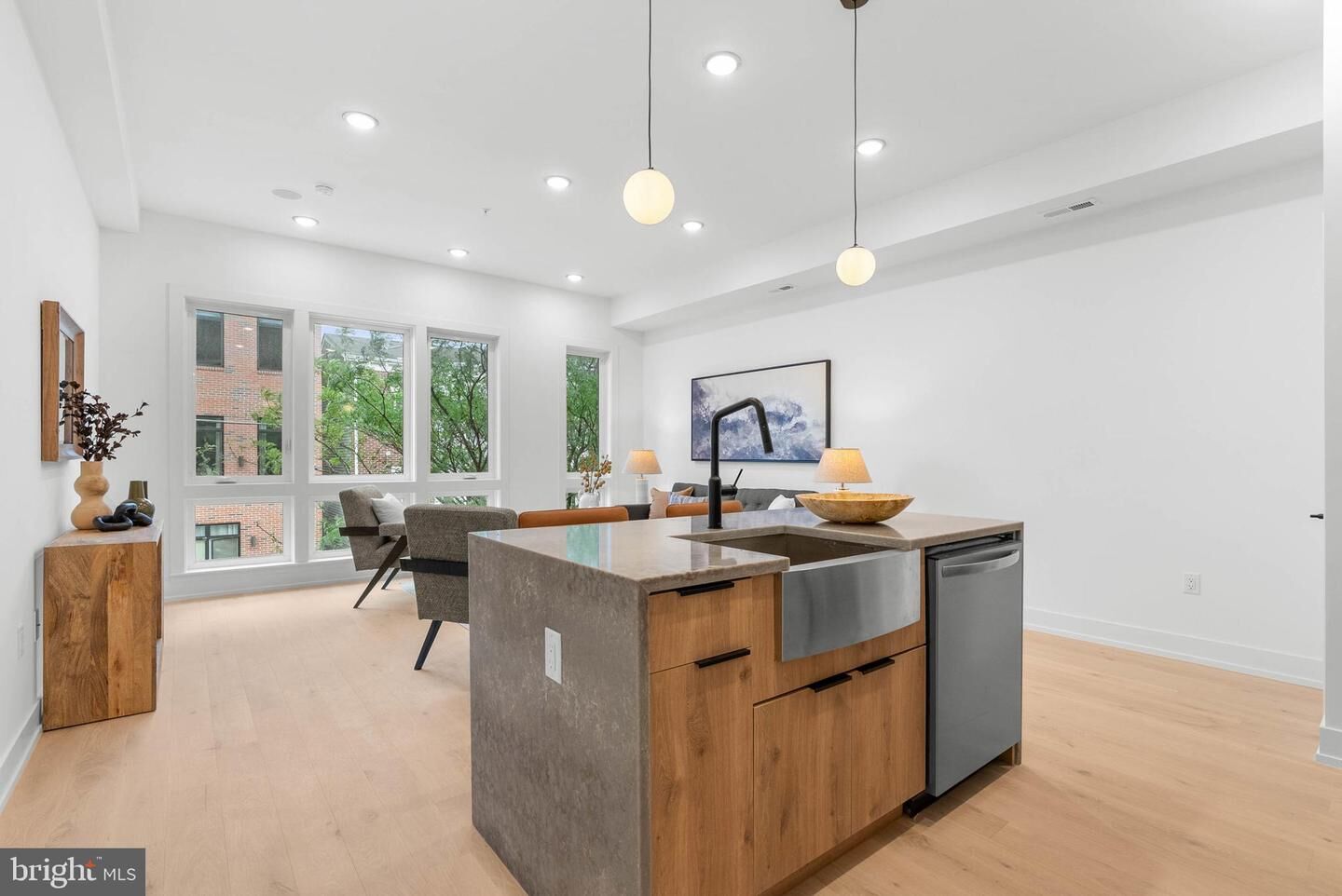 Property Photo:  1338 N Franklin Street C  PA 19122 