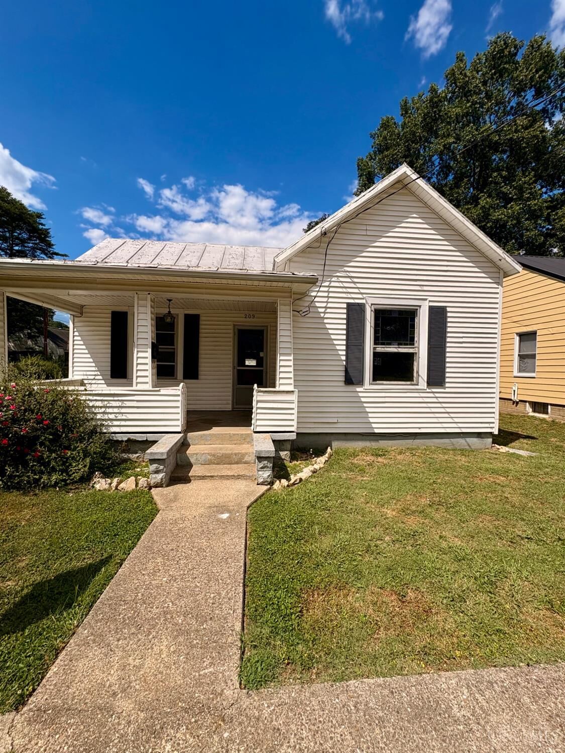 Property Photo: 209 W Seventh Street OH 45144