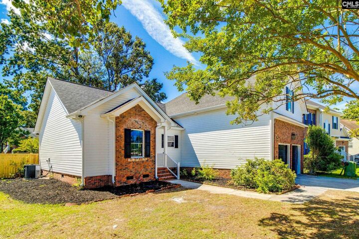 Property Photo:  106 Oak Manor  SC 29229 