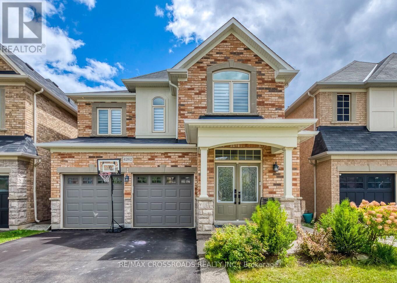 Photo de la propriété:  4262 Vivaldi Road  ON L7M 0N4 
