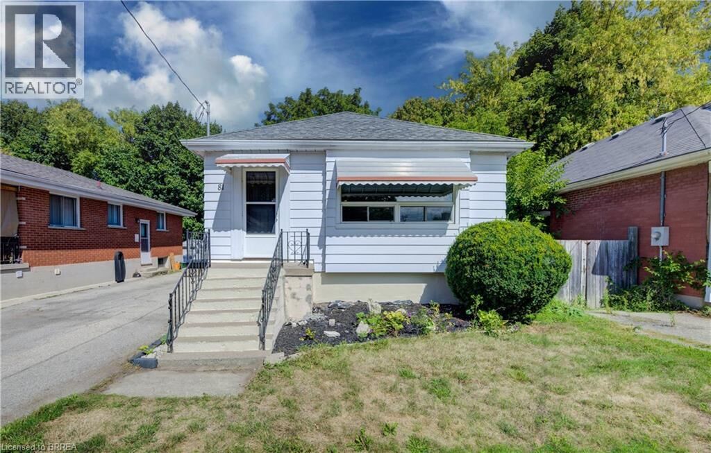 Property Photo:  81 Strathcona Avenue  ON N3S 1T7 