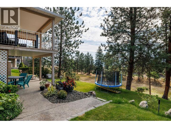 Photo de la propriété:  4607 Ponderosa Drive  BC V0H 1X5 