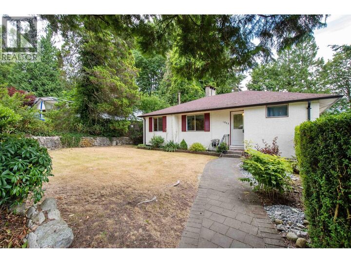 Photo de la propriété: 1852 Appin Road BC V7J 2T5