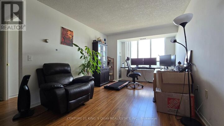 Property Photo:  5001 Finch Avenue East 1607  ON M1S 5J9 