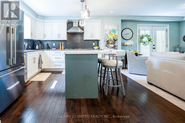 Property Photo:  1 Wallace Street  ON K9H 1A8 