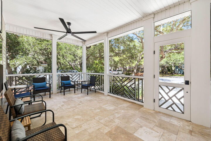 Property Photo: 98 Garfield Street FL 32459