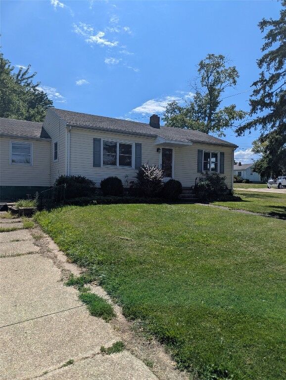 Property Photo: 2227 E 38th Street PA 16510