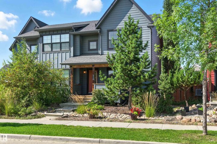 Property Photo: 634 Chappelle Drive SW AB T6W 1Y6