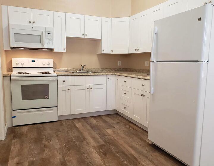 Property Photo:  1916 Seidenberg Avenue  FL 33040 