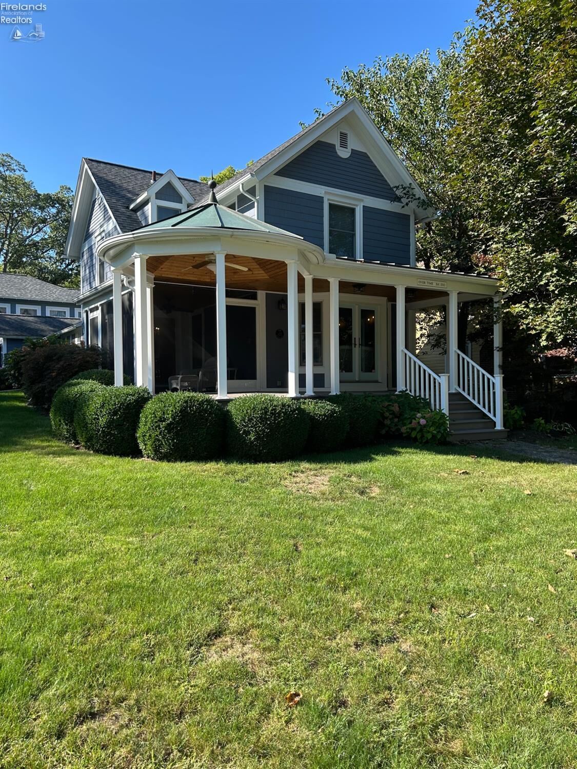 Property Photo:  132 4th  OH 43440 