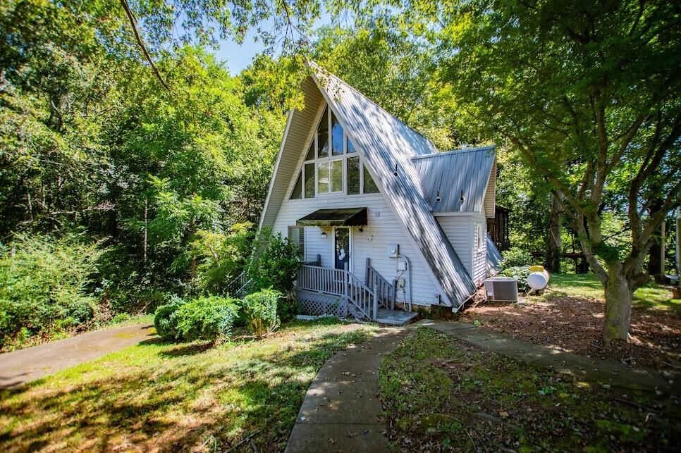 Property Photo: 746 Dot Road GA 30108