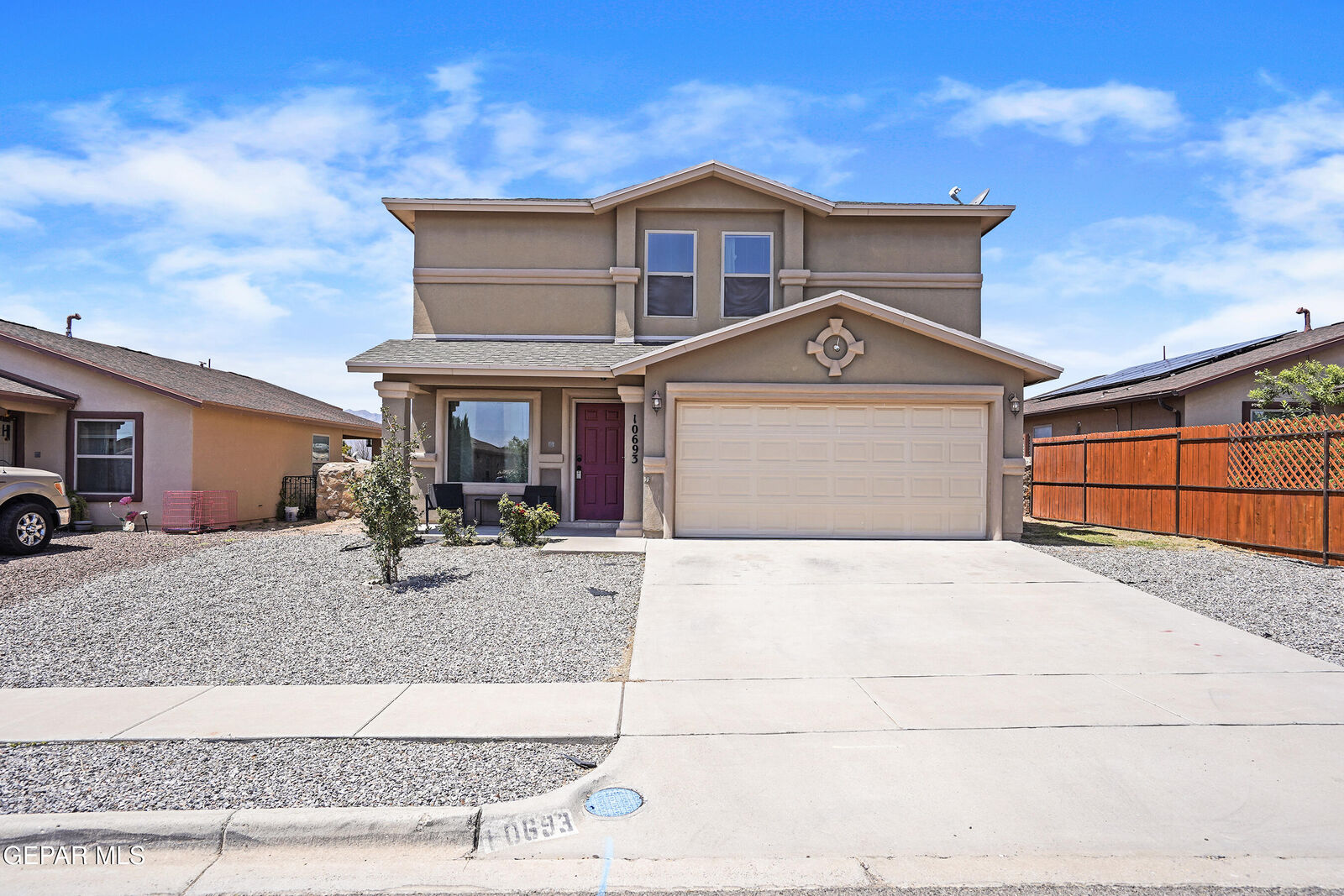 Property Photo:  