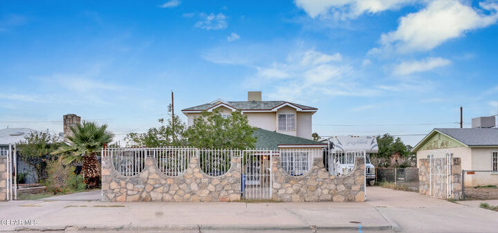 4705 Hercules Avenue  El Paso TX 79904 photo