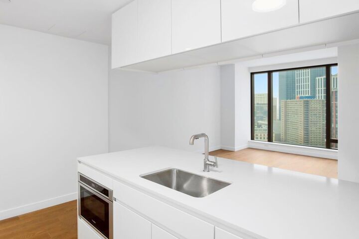 Property Photo: 99 Hudson St 1107 NJ 07302