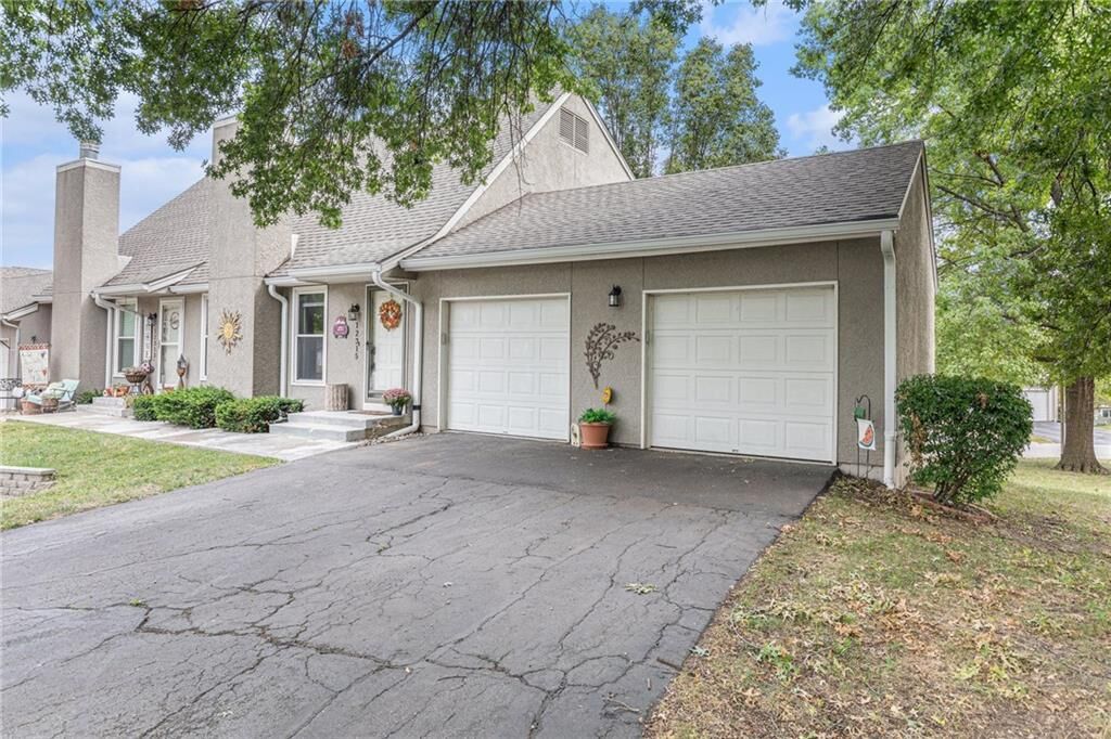 Property Photo:  12315 W 107th Terrace  KS 66210 