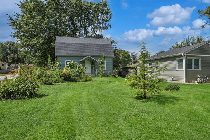 Property Photo: 2727 Cedar Heights Drive IA 50613
