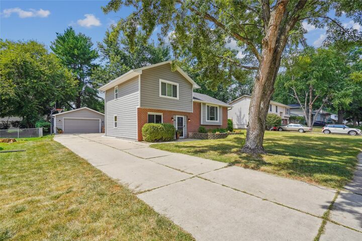 Property Photo: 320 33rd Street IA 50265