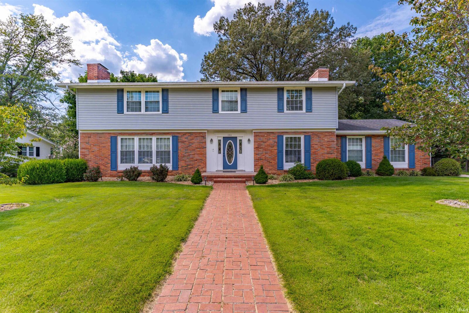 Property Photo: 1511 Plaza Drive IN 47715