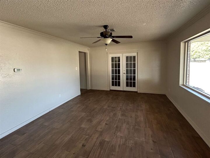 Property Photo:  1210 2nd Place  OK 73538 