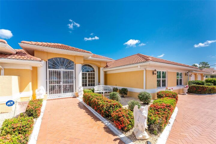 Property Photo: 23288 Peachland Boulevard FL 33954