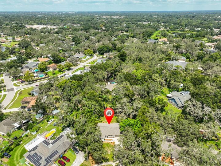Property Photo:  121 Windy Circle  FL 33511 
