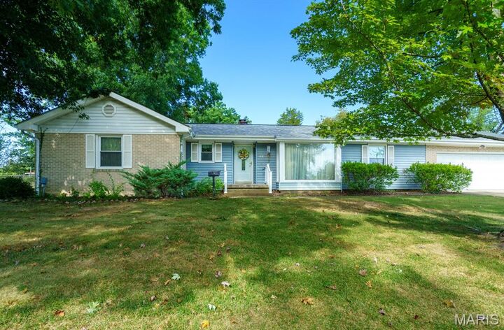 Property Photo: 46 McFarland Drive MO 65401