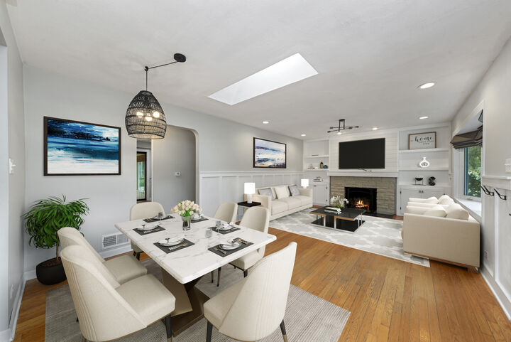 Property Photo: 25 N Washington Street IL 60559