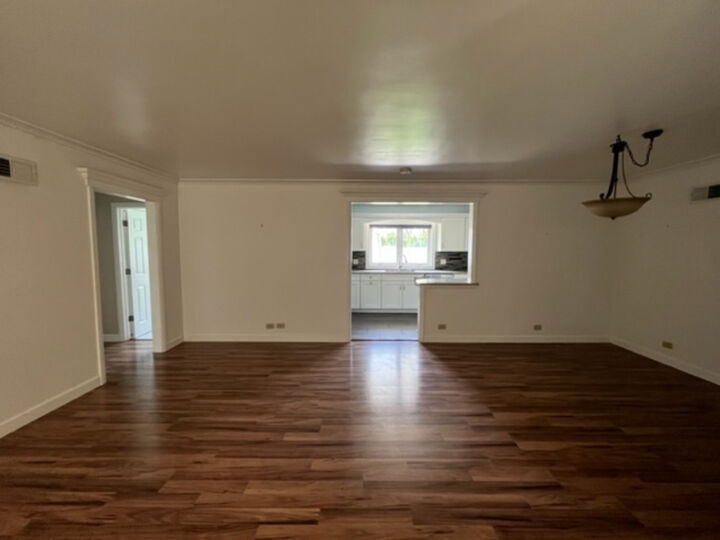 Property Photo:  