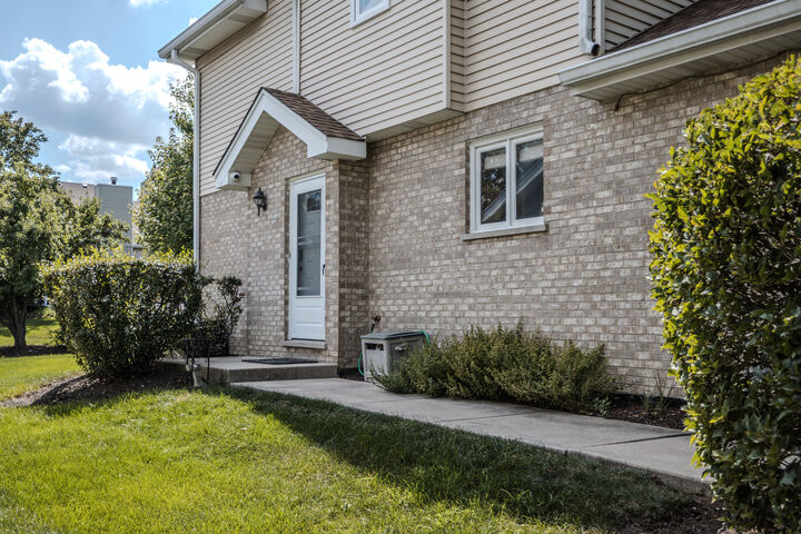 Property Photo: 9421 Quail Crossing IL 60487