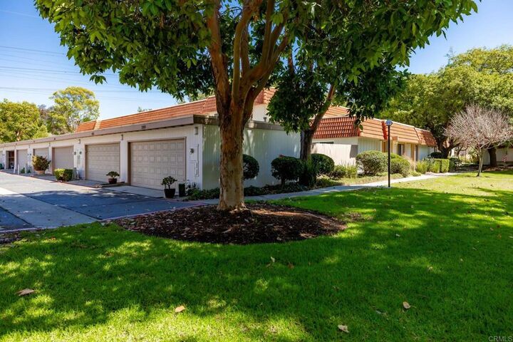 2801 Via Topacio  Carlsbad CA 92010 photo