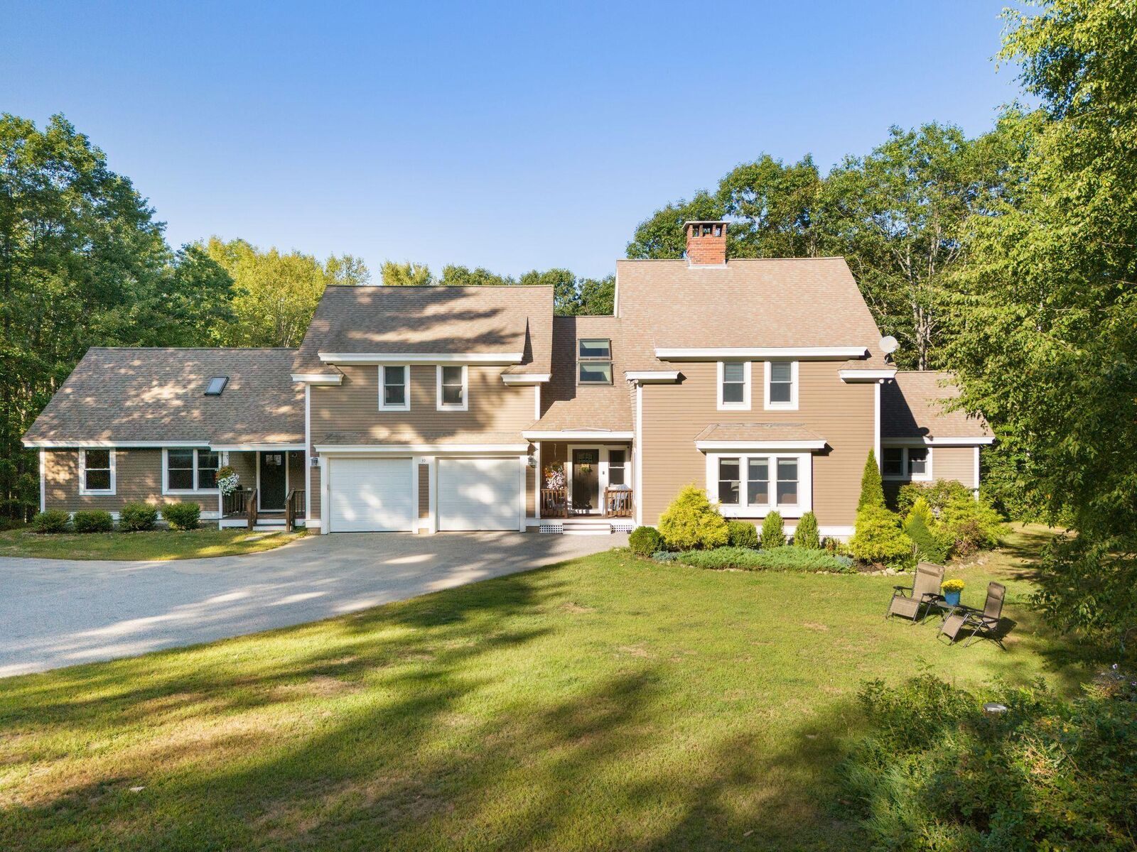 Property Photo:  39 White Oak Lane  ME 04002 