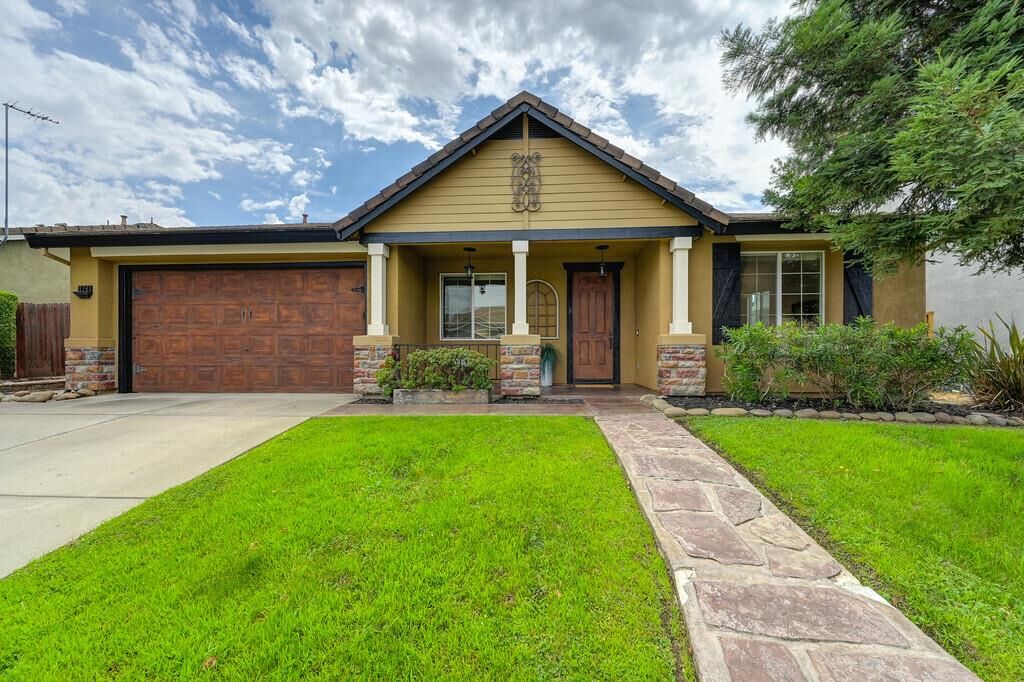 Property Photo:  1741 Hillingdon Street  CA 95747 