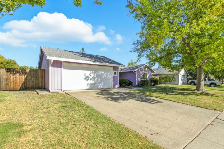 Property Photo: 7341 Marani Way CA 95831