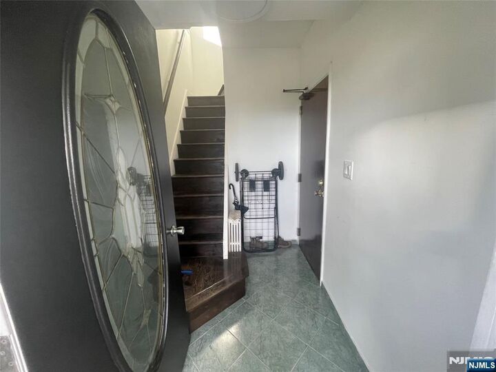 Property Photo:  445 Cliff Street  NJ 07022 