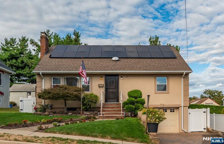 565 Center Street  Wood Ridge NJ 07075 photo