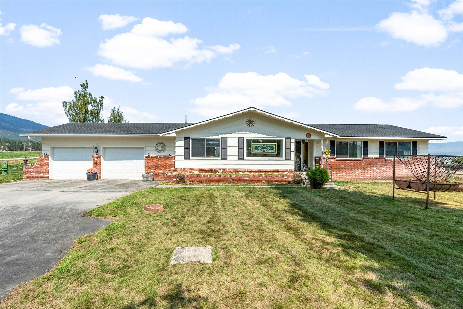 Property Photo: 803 Indian Prairie Loop MT 59875